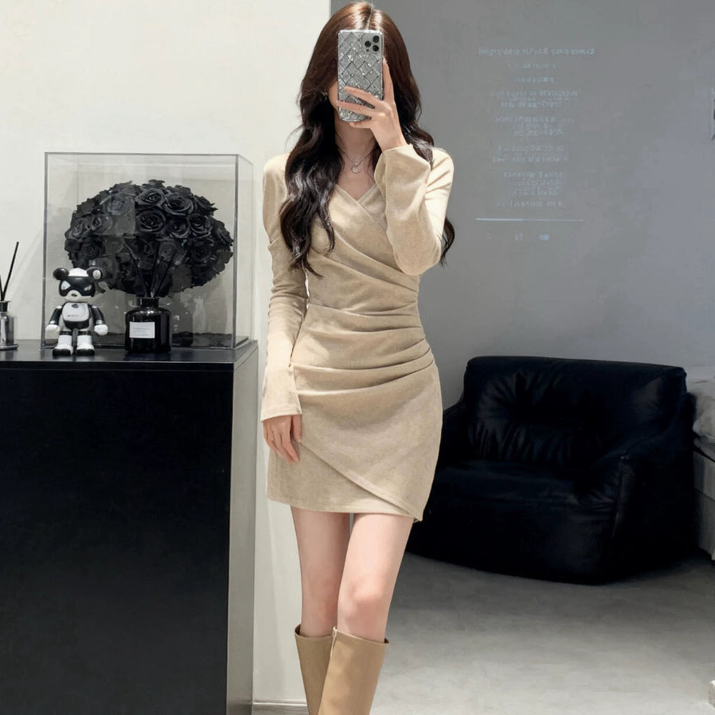 Kishai| Women’s Winter V-Neck Knitted Bodycon Mini Dress with Long Sleeves and Fitted Waist