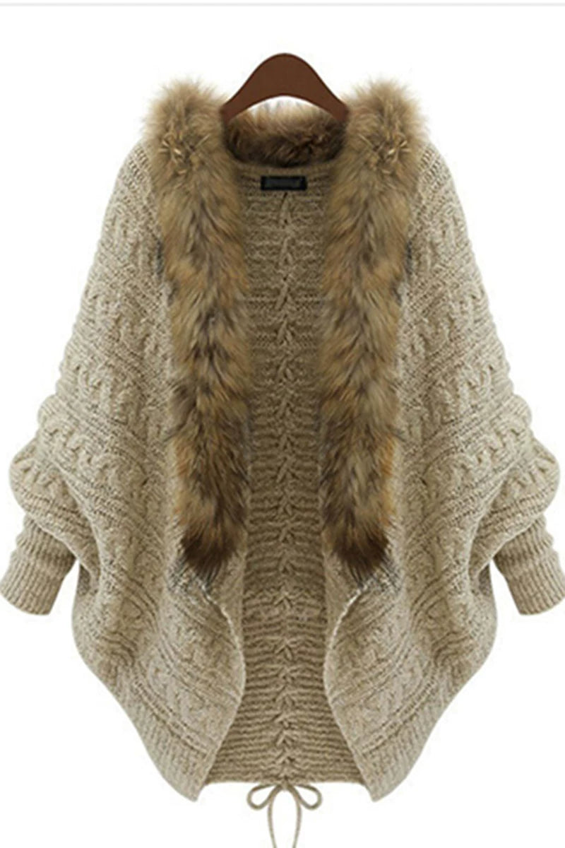 Kishai | Women’s Plus-Size Knitted Cape Cardigan with Batwing Sleeves and Fur Collar