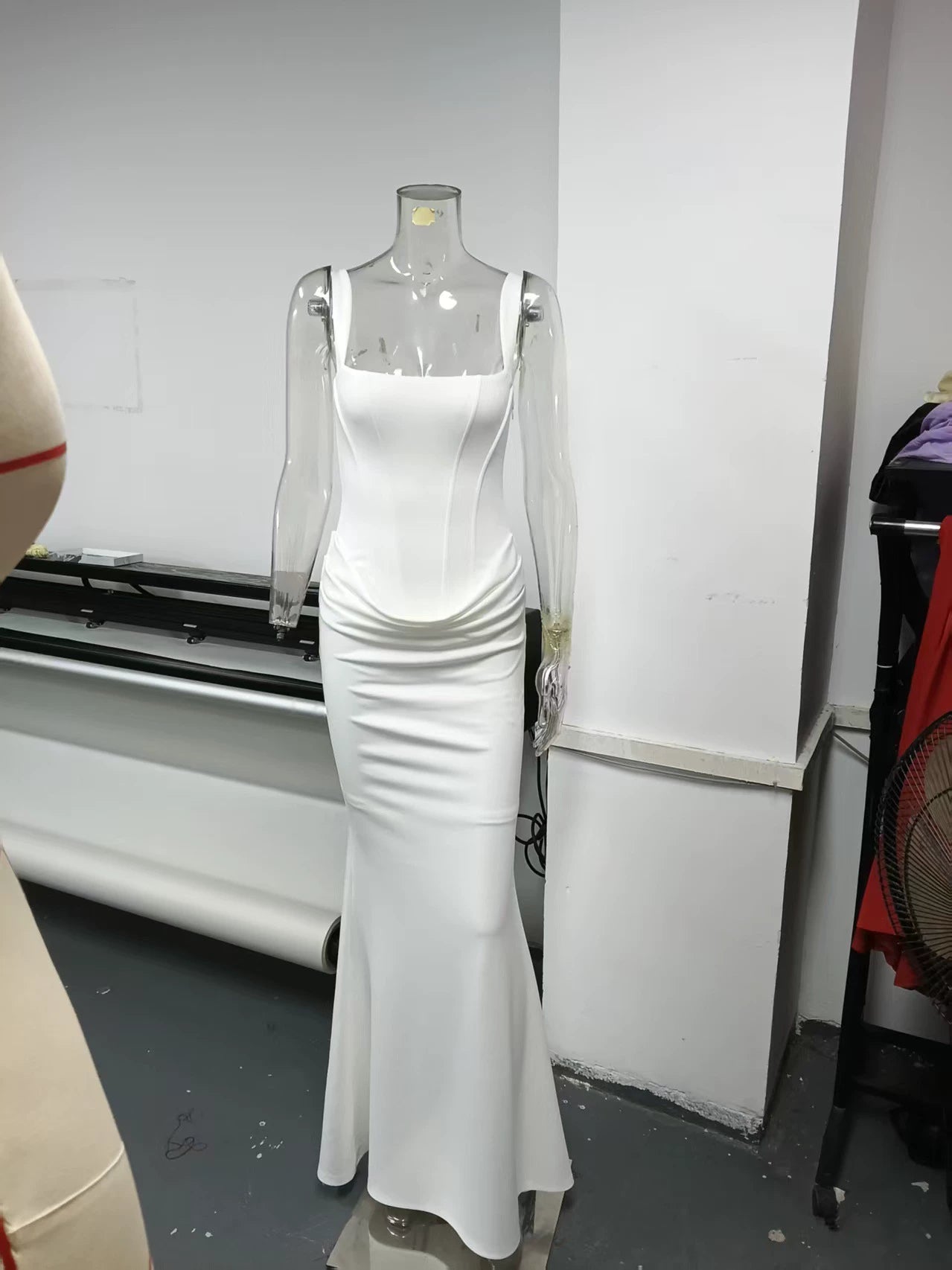 Kishai | Women’s Sleeveless Backless Strap Dress with Slim-Fit and Waistless Design